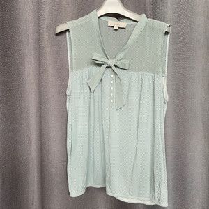 Sleeveless teal and white print too Sz L